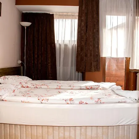 Casa de hóspedes зорница 3*